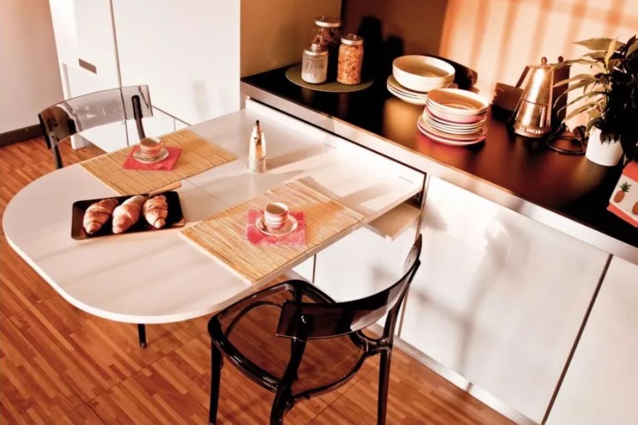 Выдвижной кухонный столик